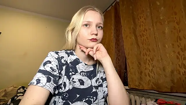 Snapshot of LolaSpermina chatting on 03-15-26, 05:08 LolaSpermina online show from 03-15-26, 05:08