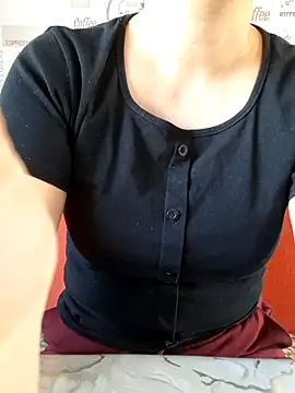 Emi hot1 online show from 04-24-26, 05:10