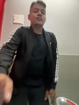 Snapshot of OliverTabordaa chatting on 03-13-26, 06:47 OliverTabordaa online show from 03-13-26, 06:47