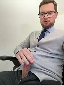 the-gen-xxx online show from 06-19-26, 07:39
