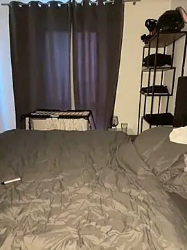 Snapshot of Lara-Gartner chatting on 04-07-26, 11:21 Lara-Gartner online show from 04-07-26, 11:21