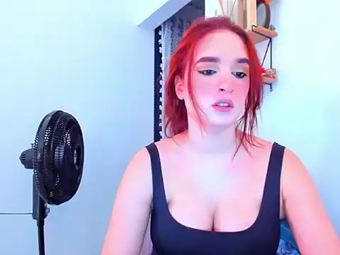 Snapshot of Aishass000 chatting on 03-13-26, 05:19 Aishass000 online show from 03-13-26, 05:19