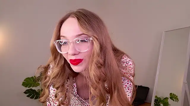 Snapshot of Arya_Bell chatting on 03-08-26, 09:07 Arya Bell online show from 03-08-26, 09:07