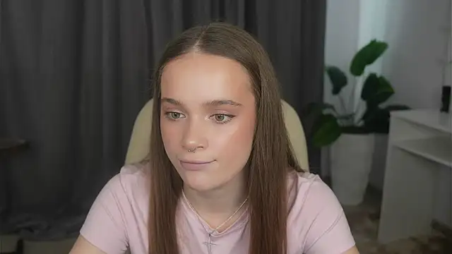 MeriPhelan online show from 03-10-26, 01:38