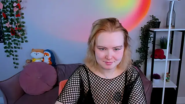 Snapshot of Fiona_Rider chatting on 03-12-26, 10:38 Fiona Rider online show from 03-12-26, 10:38