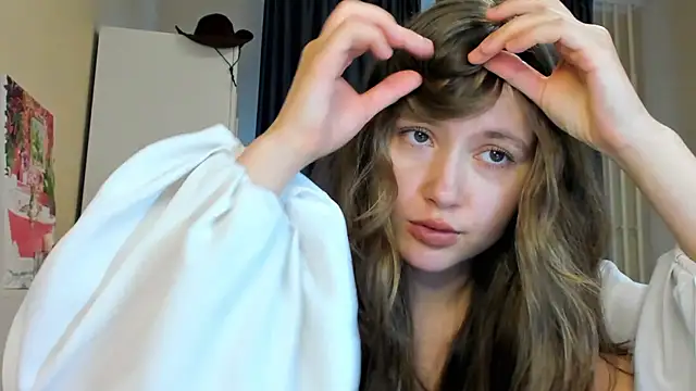 MaryannSofts online show from 07-23-26, 01:20