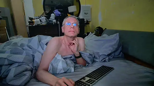 Snapshot of Lacht_Liden chatting on 03-10-26, 11:48 Lacht Liden online show from 03-10-26, 11:48