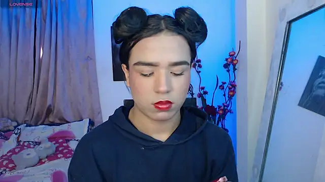 Snapshot of Candyy_doll__ chatting on 03-13-26, 07:42 Candyy doll online show from 03-13-26, 07:42