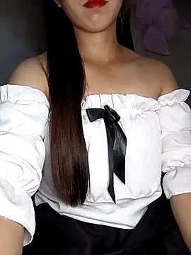 Fiona 2026 online show from 04-25-26, 02:03
