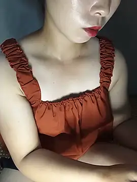 Snapshot of Fiona_2026 chatting on 06-19-26, 01:32 Fiona 2026 online show from 06-19-26, 01:32