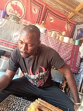 Snapshot of manpower012 chatting on 04-10-26, 10:09 manpower012 online show from 04-10-26, 10:09