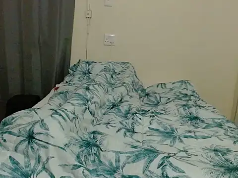 Snapshot of Sexybubblesxx7 chatting on 03-10-26, 12:48 Sexybubblesxx7 online show from 03-10-26, 12:48