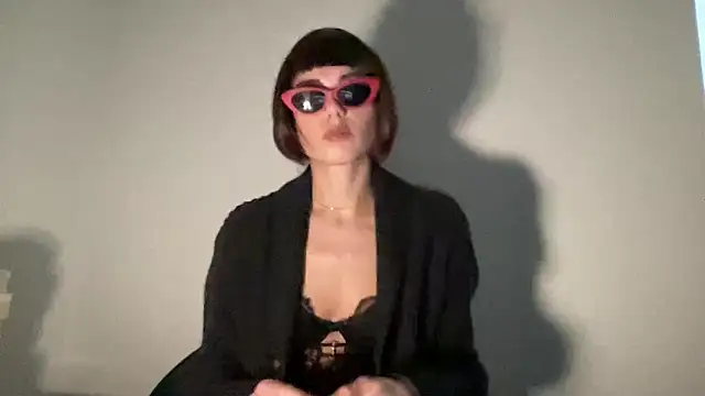 Snapshot of SlowVenomXX chatting on 03-09-26, 12:42 SlowVenomXX online show from 03-09-26, 12:42