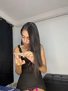 leilani X online show from 04-27-26, 12:47