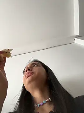 leilani X online show from 05-19-26, 01:06