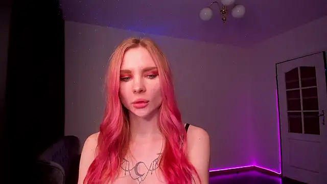 Amelia Rossy online show from 03-17-26, 10:46