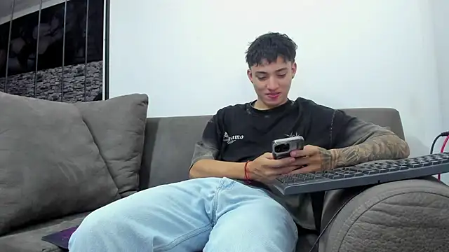 Jaames Boy online show from 03-14-26, 07:41