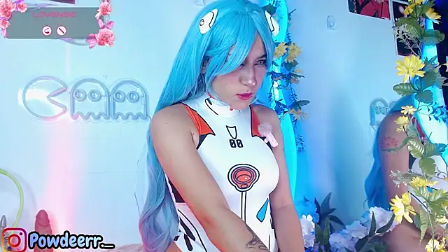 Snapshot of LeePowder chatting on 03-06-26, 11:39 LeePowder online show from 03-06-26, 11:39