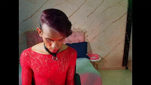 monserrat petite online show from 03-12-26, 02:45