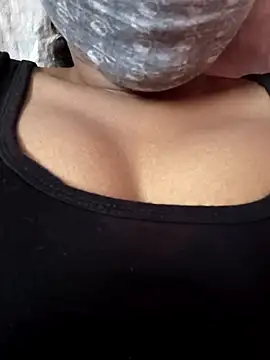 Horny Natasa  online show from 03-15-26, 04:57