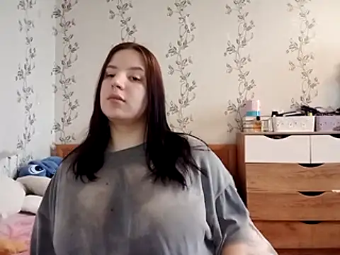 Snapshot of symmetryinvoid chatting on 04-03-26, 05:49 symmetryinvoid online show from 04-03-26, 05:49