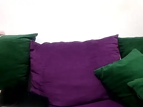 Snapshot of Noha_11 chatting on 03-09-26, 02:37 Noha 11 online show from 03-09-26, 02:37