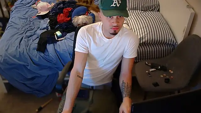 Snapshot of thxbxbydjxc chatting on 03-16-26, 08:07 thxbxbydjxc online show from 03-16-26, 08:07