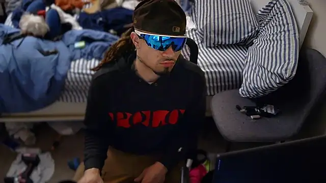 Snapshot of thxbxbydjxc chatting on 03-26-26, 03:23 thxbxbydjxc online show from 03-26-26, 03:23