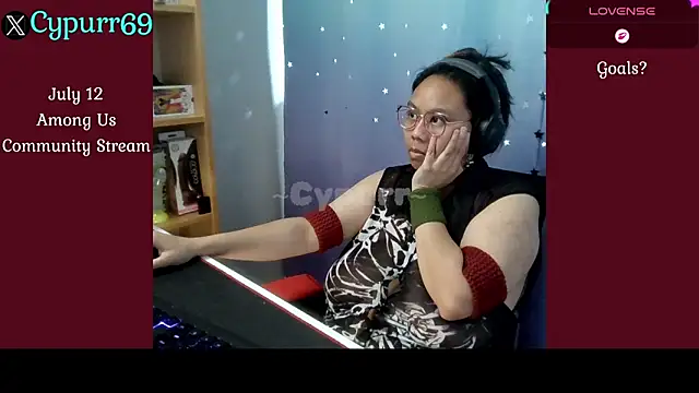 Snapshot of Cypurr chatting on 07-04-26, 08:59 Cypurr online show from 07-04-26, 08:59