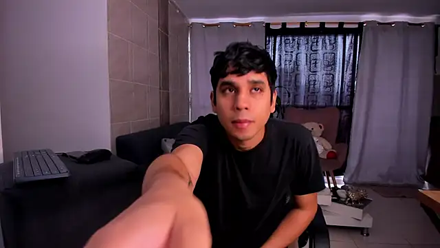 Snapshot of ghattoxtasis chatting on 03-12-26, 02:01 ghattoxtasis online show from 03-12-26, 02:01