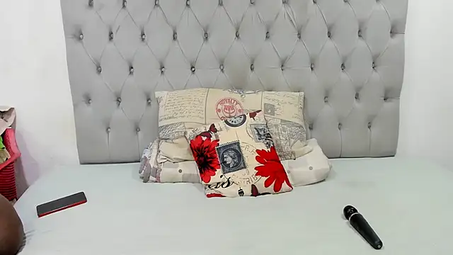 DarkBubble xx online show from 04-27-26, 10:19