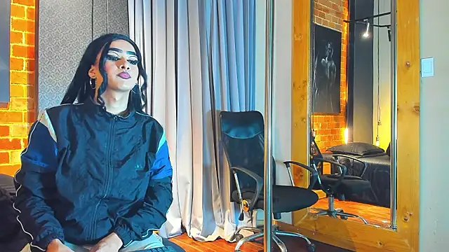 Snapshot of Sienna_Dark chatting on 03-14-26, 11:15 Sienna Dark online show from 03-14-26, 11:15