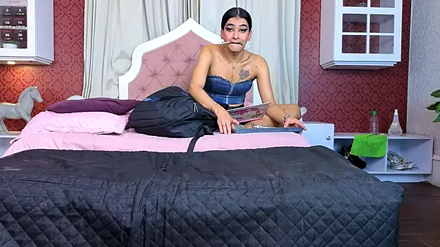 Sienna Dark online show from 07-29-26, 11:30