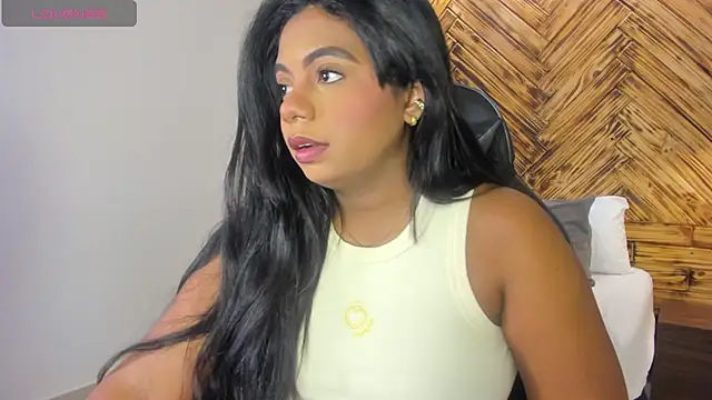 Snapshot of cata_rosse_ chatting on 07-01-26, 02:13 cata rosse online show from 07-01-26, 02:13