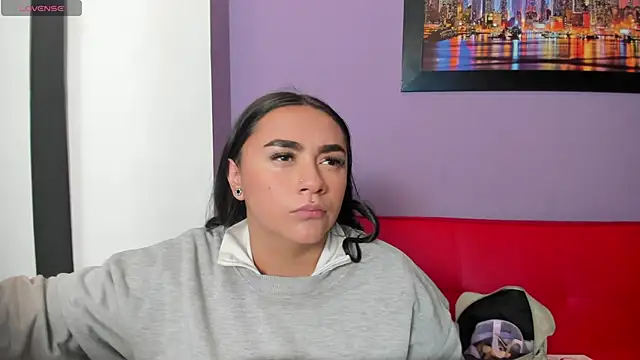 Lucyy tits online show from 06-12-26, 12:37