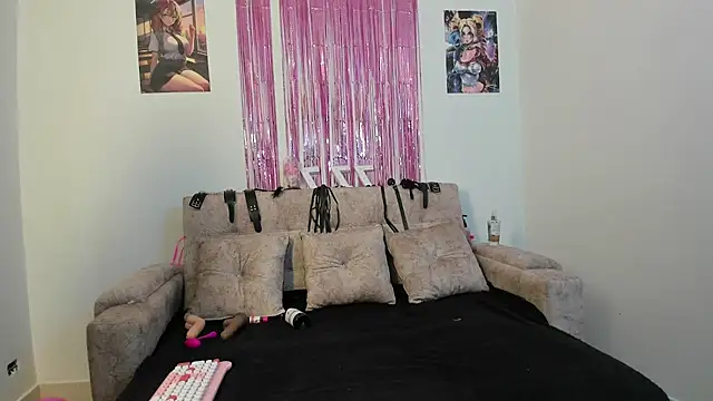 Snapshot of Bonnie_Ramirez chatting on 04-02-26, 03:37 Bonnie Ramirez online show from 04-02-26, 03:37