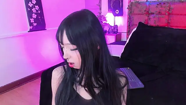 Vickmoon online show from 07-08-26, 08:57