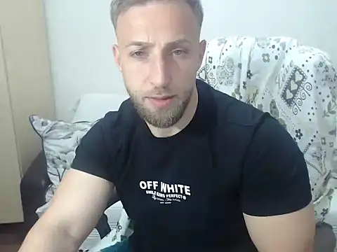 BlondEagleMuscle online show from 05-01-26, 08:02