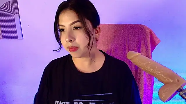 Snapshot of Namiko_Park_ chatting on 06-13-26, 01:47 Namiko Park online show from 06-13-26, 01:47