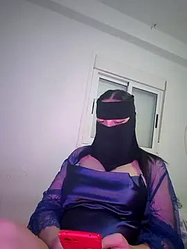 Snapshot of om_tiz chatting on 03-10-26, 07:19 om tiz online show from 03-10-26, 07:19