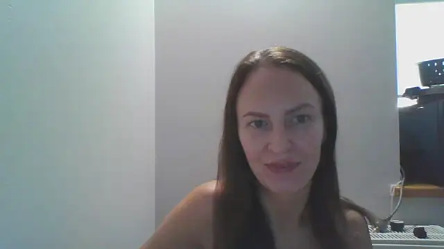 Snapshot of AnnaTight chatting on 07-20-26, 08:17 AnnaTight online show from 07-20-26, 08:17