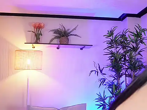 Zooe8 online show from 03-26-26, 02:00