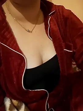 Snapshot of SiIriin chatting on 03-09-26, 01:53 SiIriin online show from 03-09-26, 01:53