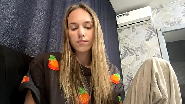 Snapshot of GoneAccuser chatting on 03-06-26, 07:05 GoneAccuser online show from 03-06-26, 07:05