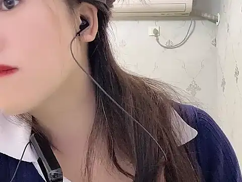 Snapshot of wo610229 chatting on 03-08-26, 07:34 wo610229 online show from 03-08-26, 07:34