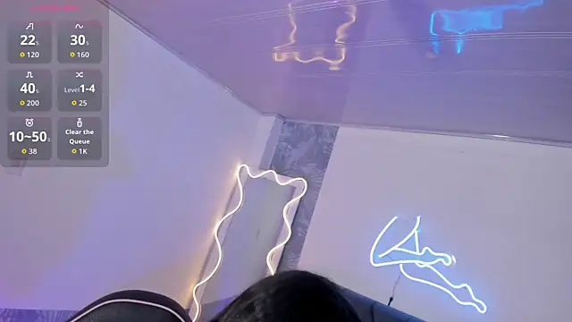 EVANGELIINE TAY online show from 04-20-26, 11:35