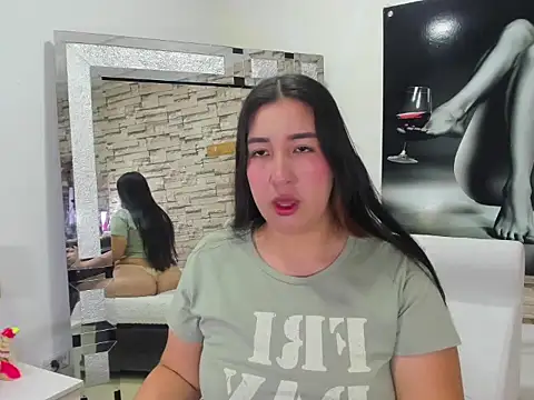 Snapshot of LouisBigAss chatting on 03-15-26, 10:27 LouisBigAss online show from 03-15-26, 10:27