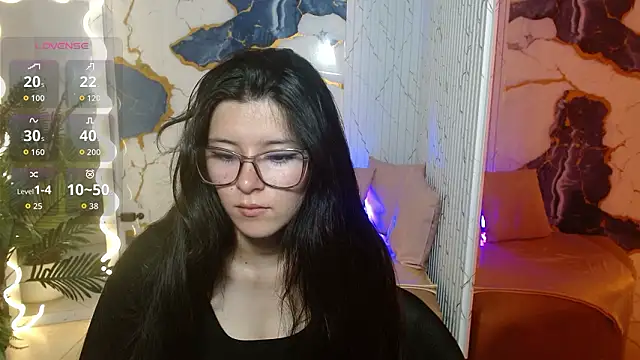 Snapshot of Emy_Tay chatting on 03-09-26, 12:09 Emy Tay online show from 03-09-26, 12:09