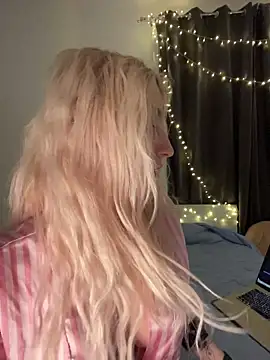 EllaCharm  online show from 03-14-26, 05:18