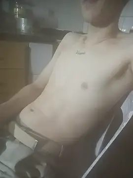 Snapshot of Elprrensly chatting on 03-10-26, 07:19 Elprrensly online show from 03-10-26, 07:19